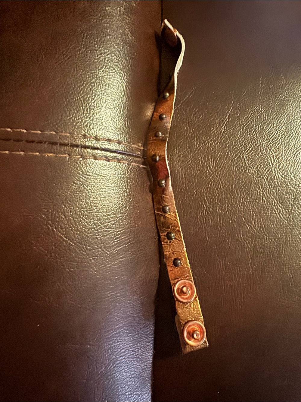 Leather Snap Bracelet in Distressed Brown
